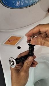 Ốc nắp cầu liền khối LInax KAG-NB08 ốc Inox gắn nắp đậy cầu  American ốc nở nắp Toto đế cao su dài dùng cho 100% chắc chắn sử dụng tốt