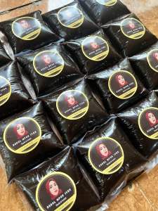 DODOL BETAWI KETAN HITAM ASLI (500GR) DODOL BETAWI DODOL MPOK IYEK ENAK GURIH DAN LEZAT BISA COD DODOL ASLI BOGOR DODOL KUE LEBARAN DODOL ACARA PERNIKAHAN
