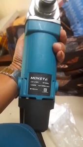 Moketa 1200wหินเจียรไฟฟ้า เครื่องเจียร 4 นิ้ว การันตีสินค้าตรงปก อายุการใช้งานแบตเตอรี่ยาวนาน แรงบิดสูง น้ำหนักเบาพกพาสะดวก รับประกันตัวทุน หรือไดร์มอเตอร์นาน1ปี เครื่องเจียร
