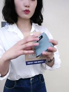 Pacsafe | Anti-theft Canvas Wallet Light Compact Short Trifold