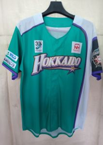 เสื้อผู้ชาย เสื้อคอกลม แขนสั้น มีกระดุมหน้าใช้งานได้จริง