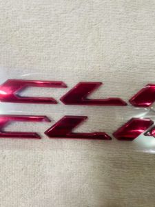 Cặp 2 tem zin dán xe máy nhựa cứng logo Click màu đỏ chuẩn zin theo xe siêu sắc nét