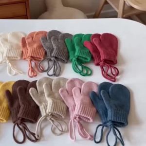 Winter Baby Wool Gloves Halter Knitted Kids Mittens for Girls Boys Accessories Candy Color Children Gloves Baby Gift 1-4Y