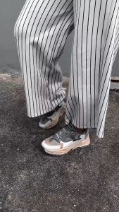 Sepatu Sneakers Wanita Korea JUNGKOOK / Sepatu sneakers wanita abu korean style