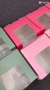 กล่องใส่เค้กชิ้นเดี่ยว ทรงจตุรัส 10x10x8.5 cm (40 ใบ/แพ็ค )หน้าต่างวี  เค้กชิ้น กล่องขนม กล่องแก้ว