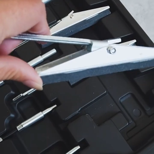 Máy mài xi-lanh ô tô 3 chấu 19-64mm: Trục linh hoạt đầu mài thép chống mài mòn cho phanh/dộng cơ + Bộ 7 dụng cụ mài xi lanh có hộp