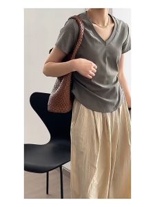 Women Korean Style Blouse V-Neck Pleated Plain Short Sleeved Tee Shirt