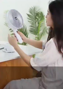 New Portable Clip Fan USB Plug-in 3-speed Electric Handheld Fan Clip Circulator Cooling Fan
