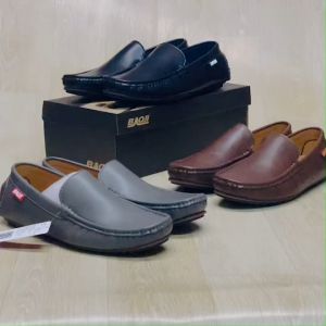[🥇ของแท้100%🚚ส่งเร็ว🆓ฟรี...ถุงเท้า 1 คู่] BAOJI รองเท้าโลฟเฟอร์ชาย รองเท้าหนังสลิปออนชาย หนังนุ่ม รุ่น BK5069 หนังนุ่ม หล่อเท่ สบายเท้า