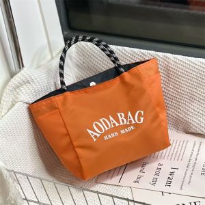 Womens Handbag Lightweight Waterproof Lunch Box Bag Stylish Korean Design Easy to Carry Ideal for Office Goers Meal Storage