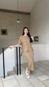 Clouwny Asner Knit Set Setelan Wanita Simple Elegan Premium Knit Korean Look Fit to XXL