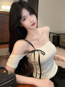 GUZILIAN | Áo thun hở vai tay ngắn mùa hè cho nữ cổ chữ V màu trơn ôm vừa vặn cổ chữ V kiểu dáng cổ điển chất liệu dệt kim