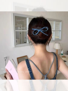 กิ๊บติดผมรูปผีเสื้อสีน้ำเงินย้อนยุคสำหรับผู้หญิง กิ๊บติดผมแบบหนีบครึ่งหัว ทรงผมแบบใหม่ 2025 ตกแต่งผมด้านหลังศีรษะ