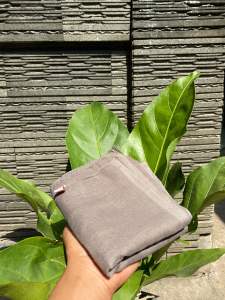 Hijab Segiempat Paris Premium/Jadul Varisha Red Rose Azzara