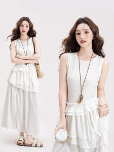 Đầm Phong Cách Áo Gile Vintage Đính Cúc Mỏng