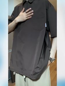 รายละเอียดสินค้า: แขนสั้นเสื้อเชิ้ตชาย เสื้อเชิ้ตผู้ชายอเมริกันแขนสั้น มีปกเสื้อทรงหลวมเสื้อเสื้อโปโลล