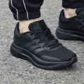 adidas | รองเท้าวิ่งสำหรับผู้ชายสีดำ ระบายอากาศได้. 