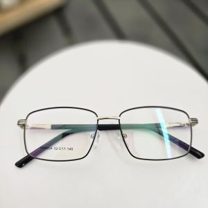 กรอบแว่นผู้ชาย แว่นตากรองแสง แว่นสายตา เลนส์แท้100%สั่งตัดใหม่คุณภาพ แบบกรอบสวยๆสไตล์เกาหลี