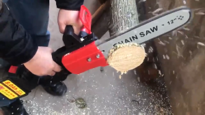 Mini Chainsaw Cordless 12 inch Brushless Electric Chainsaw Cordless Battery Chainsaw Hand Handheld Electric Saw for Tree branches 2 Battery，Outdoor camping fruit tree pruning