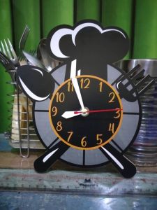 Jam Dinding Aesthetic Karakter Cooking