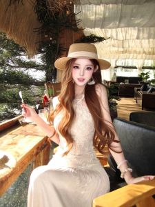 CHANGTONG | Elegant Stylish Lace Halter Dress