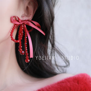 Yuejian Red Stationery ~ French style Bow Beaded New Year round Face Christmas Earrings Mosquito Coil Ear Clip