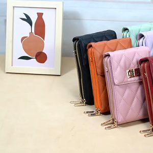 กระเป๋าสะพายผู้หญิง กระเป๋าสะพายข้าง หนังพียู ปรับสายได้ แฟชั่น LY-L6001