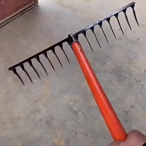 ดิจิทัล: ส่งของจากกรุงเทพ-คราดหญ้า คาดหญ้าเหล็ก คราดเก็บหญ้า 10 ซี่ ผลิตจากสเตนเลสสตีลคุณภาพสูง ทนต่อการสึกหรอ ไม่เป็นสนิม คราด คราดมีด้าม คราด