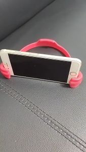 ที่ตั้งโทรศัพท์ แท็บเล็ต ตัวหนีบมือถือ แบบมือจับ ที่ยึดโทรศัพท์มือถือรูปมือทันสมัยและเก๋ไก๋ (จัดส่งคละสี)