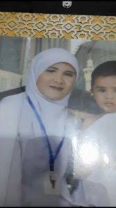 CETAK DAN EDIT PHOTO ANAK MANASIK HAJI A4 GLOSSY DENGAN BINGKAI PAPAN