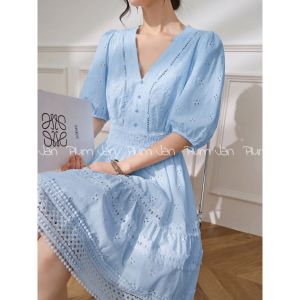 PlumJan | Vintage Floral Waist-Cinching Dress with Lace Bell Sleeves