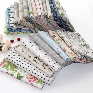 Retro English Alphabet Old Newspaper Cotton Linen Tablecloth Scenario Display Artistic Dining Table Beautiful Mural Small Square Tablecloth