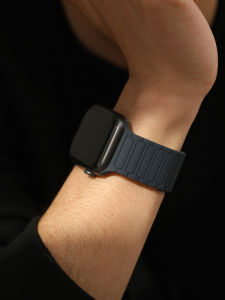 FENKAN | Magnetic Silicone Watch Band for Apple Watch Series 10/9/8/7/6/5/4/3 SE and Ultra 1/2