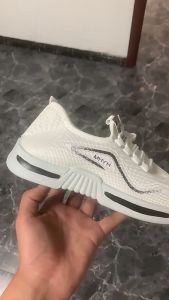 HUIESON รองเท้าผ้าใบระบายอากาศได้รองเท้าบุรุษใหม่รองเท้าสีขาวเล็กๆระบายอากาศได้ดีผ้าทอระบายอากาศได้ดีสไตล์ลำลองสำหรับผู้ชาย