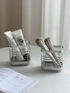 กล่องเก็บของโลหะผสมสไตล์สแตนเลสพรีเมี่ยมสำหรับจัดระเบียบเครื่องสำอางและของใช้ในครัวเรือนในชั้นโต๊ะ