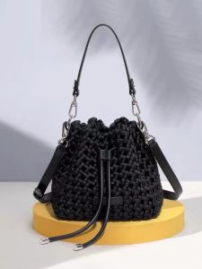 กระเป๋าถือทรงถังผ้าไนลอนถักสไตล์ฝรั่งเศส กระเป๋าสะพายไหล่ข้างเดียวแบบทำมือ กระเป๋าสะพายข้างแบบถัก กระเป๋าถือแบบลำลอง กระเป๋าถือทรงถัง