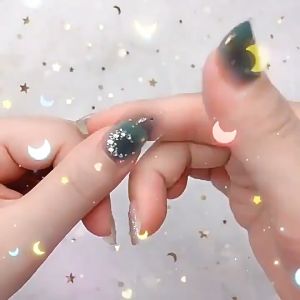 Stiker Kuku Cantik 14 PCS Stiker Wanita Instant Nail Art Stiker Nails Sticker Series Medicure YS002