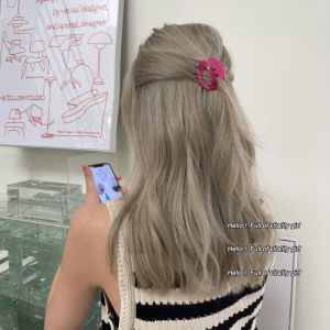 Large Hair Clips Womens Half up Style Two Big Clips Fresh out Fashion Hair Accessories Practical And Colorful Princess Style