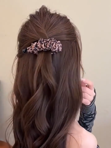 JS SHOP Ruffled Banana Clip High Ponytail Retro Leopard Print Polka Dot