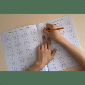 32 Pages Math Workbook for Practicing Math Skills - Triople Digit Addition and Subtraction within 1000 Activity Worksheets for Grades 1-3 Counting & Numeration Mathematics Arithmetical Exercise Books Reinforcing Calculation Techniques