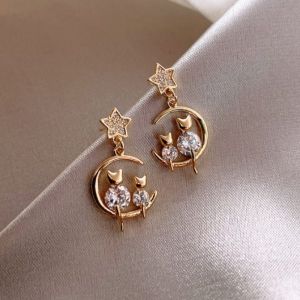 New Exquisite Zircon Moon Butterfly Tassel Earrings for Women Korean Fashion Star Planet Asymmetric Earrings Girls Party Jewelry