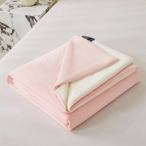 Kiss Dear | Cooling Summer Thin Quilt