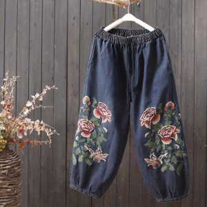 กางเกงยีนส์ทรงสลิมฟิตเอวสูงทรงหลวมปักลายสไตล์ชาติพันธุ์ไซส์ใหญ่สำหรับฤดูใบไม้ผลิ กางเกงขายาวทรงสลิมฟิตทรงสลิมฟิต