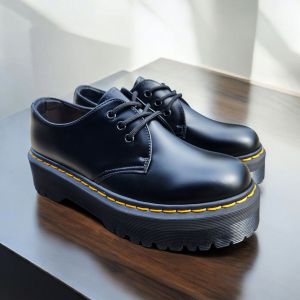 Sepatu Boots Docmart Low Vegan 1461 Quad Platform Black Smooth Faux Leather
