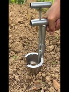 Dụng cụ đục lỗ cấy bầu cây Dụng cụ di chuyển cây con dời cây con nguyên bầu. Dụng cụ chuyển cây giống đánh gốc