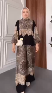 ONESET JUMBO SALUR RAYON ARMOR PREMIUM AZZURA SET VIRAL SETELAN CROP MOTIF TERLARIS PAKAIAN SANTAI