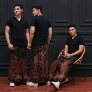 Bawahan Muslim Pria  Sarung Batik Dewasa Sarung Batik Pria Sarung Santri Pria Sarung BatikPekalongan SARUNG BATIK SANTRI PRIA MOTIF PALAIKAT PALEKAT TERBARU EXCLUSIVE SARUNG GUS IQDAM Sarung Batik Motif Gus Iqdam Series Terbaru 2024 Viral Kekinian