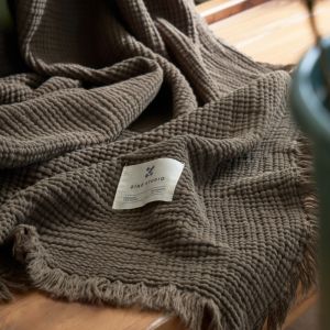 Premium Japanese Style White Sofa Cover Blanket Pure Cotton Four Layer Muslin Sofa Towel Nap Thickened Woolen Blanket