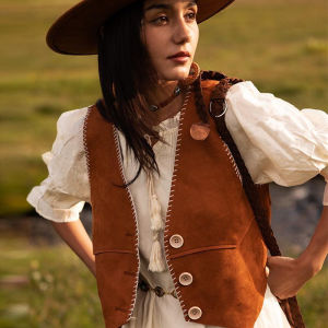 เสื้อกั๊กยีนส์สไตล์วันพีซสำหรับผู้หญิงในฤดูใบไม้ร่วง 2024 คอวี กระดุมเดียว แขนยาว ทรงหลวม ทรงหลวม ทรงหลวม