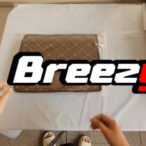 เบาะรองนั่งน้องหมา สําหรับ รถยนตร์ กันน้ํา ขนาด : 40 * 30 * 25cm สี: สีดํา สีน้ําเงิน สีน้ําตาล * กันน้ําเช็ดทําความสะอาดง่าย วัสดุ : researchone